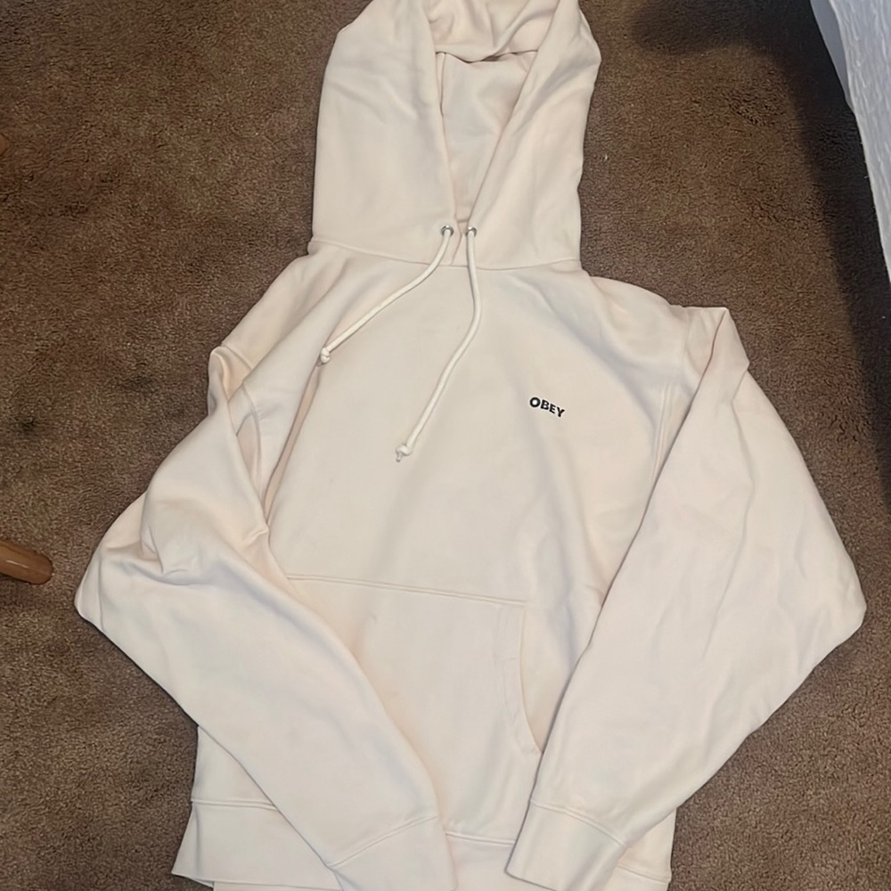 Obey Medium sized sweatshirt